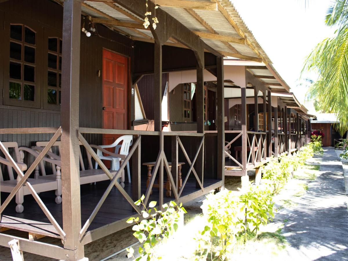 Kampong Juara Bushman Tioman酒店 外观 照片